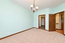 112 Willowlane Drive, Brandon, MB R7B0N4 Photo 7