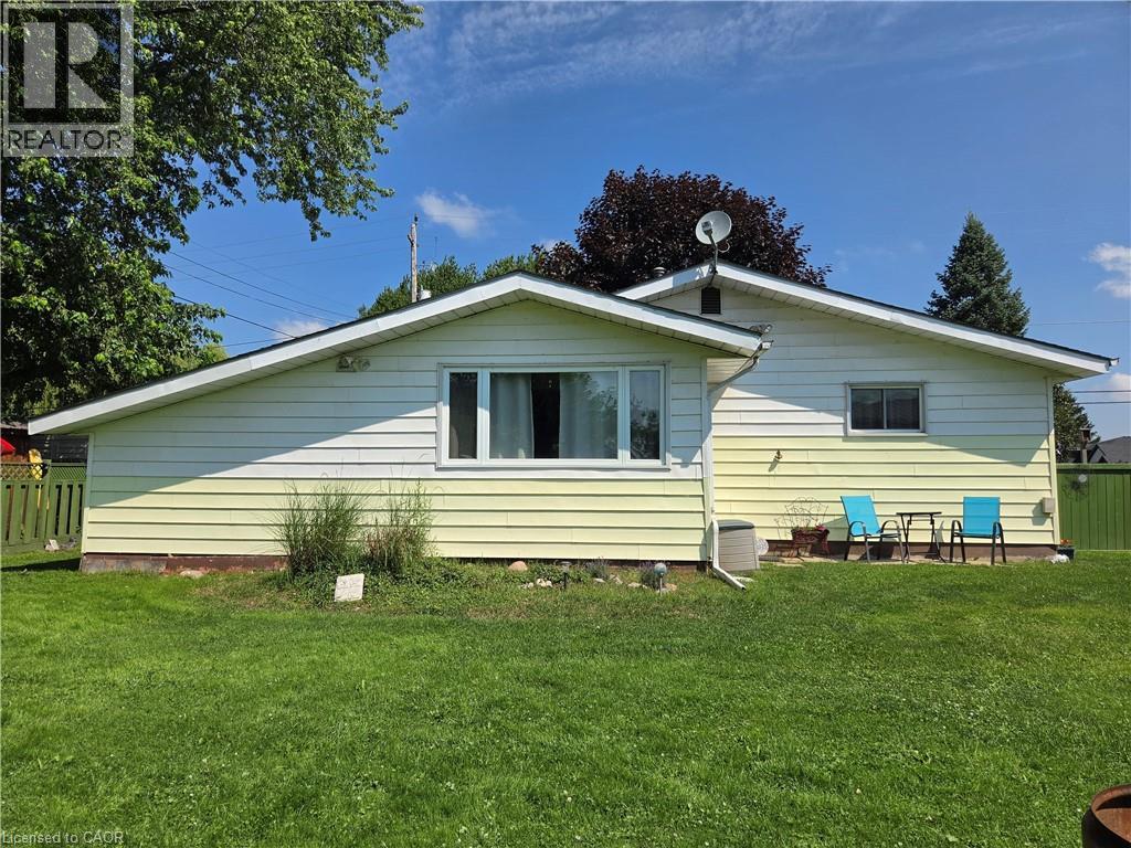 108 NEW LAKESHORE Road, Port Dover — photo 3