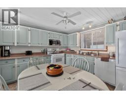 Foyer - 319-323 Wallace Street, Wallaceburg, ON N8A1M1 Photo 15