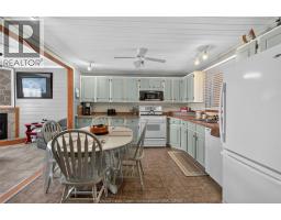 Great room - 319-323 Wallace Street, Wallaceburg, ON N8A1M1 Photo 14