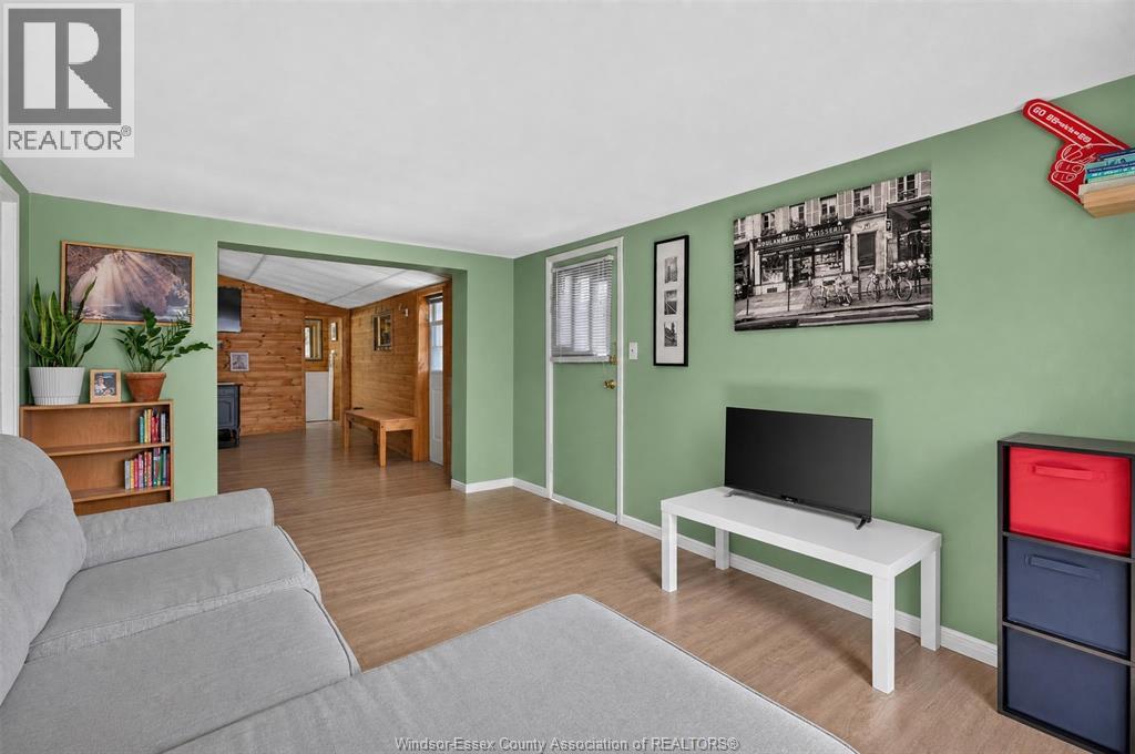 319-323 WALLACE STREET - 41