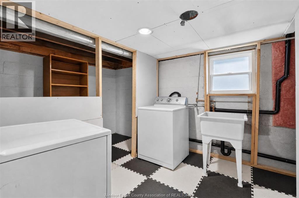319-323 WALLACE STREET - 34