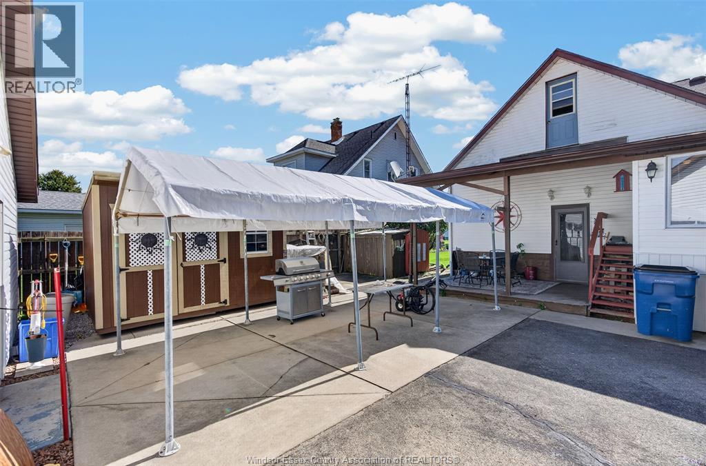319-323 WALLACE STREET - Image 35
