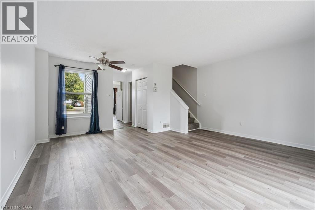 66 BANBURY Road, Brantford — photo 5
