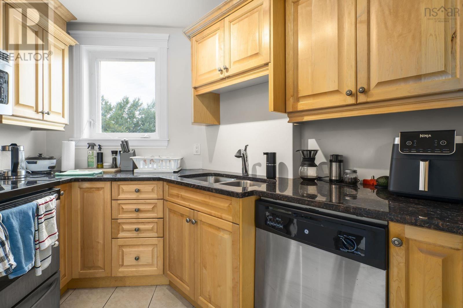 301 5689 Cunard Street, Halifax — photo 7
