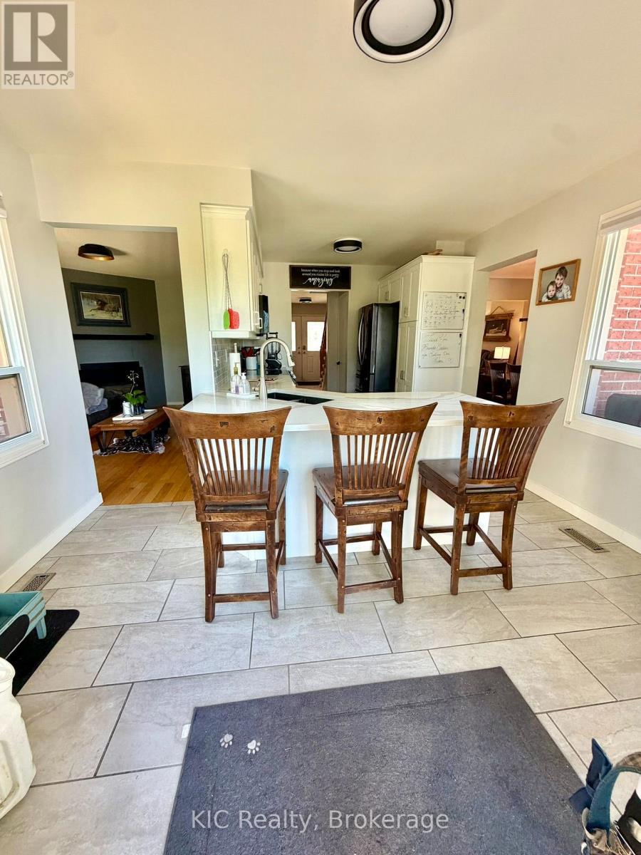 23 MAPLE AVENUE - 19
