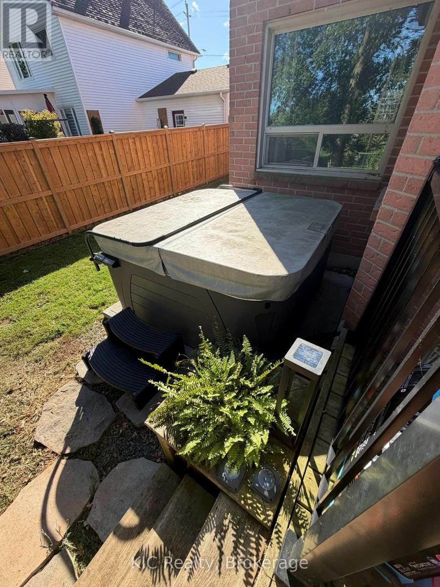23 MAPLE AVENUE - Image 21