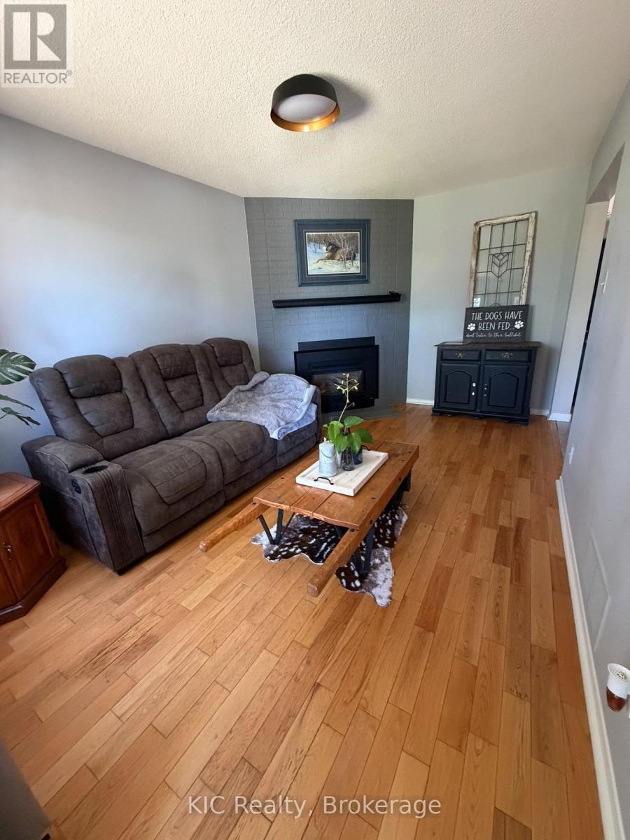 23 MAPLE AVENUE, Asphodel-Norwood (Norwood) — photo 7