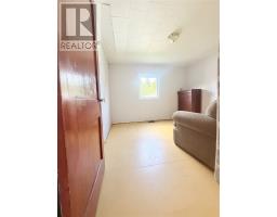 184 Creston Boulevard thumbnail 14