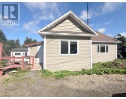 184 Creston Boulevard thumbnail 2