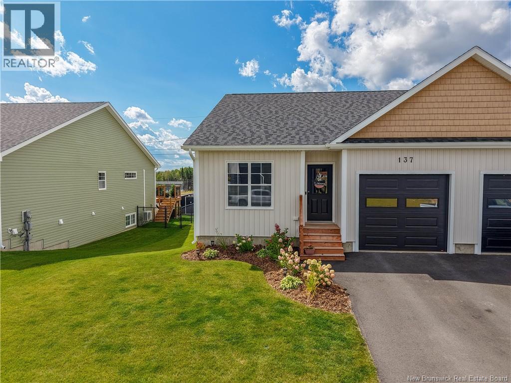 137 Glennorth Street - 1