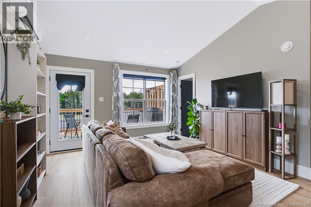137 Glennorth Street - 10