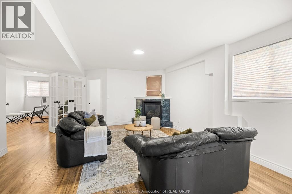 1575 VOLLANS STREET - 24