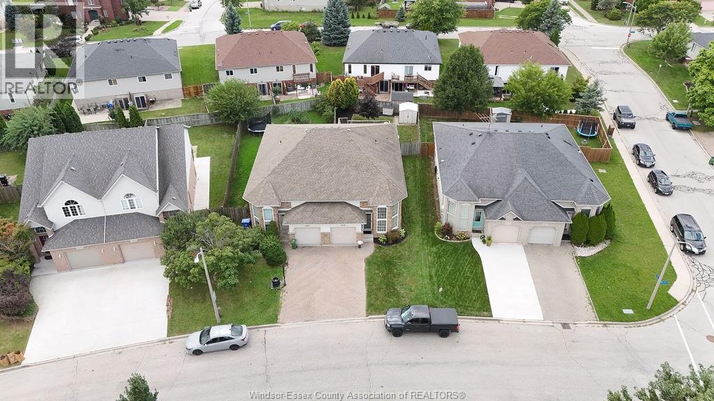 1575 VOLLANS STREET - 36