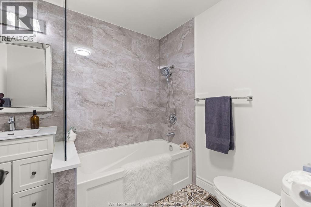 1575 VOLLANS STREET - 18