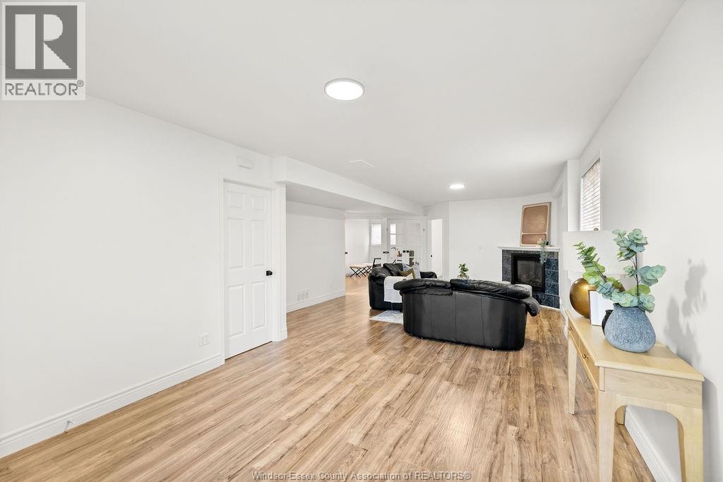 1575 VOLLANS STREET - Image 22