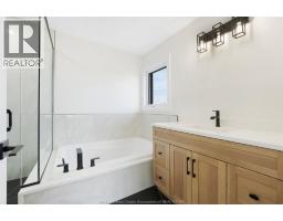 2410 Partington, Windsor, ON N9E0A8 Photo 27