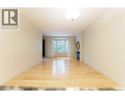 Living room - 204, 830 Centre Avenue Ne, Calgary, AB T2E9C3 Photo 7