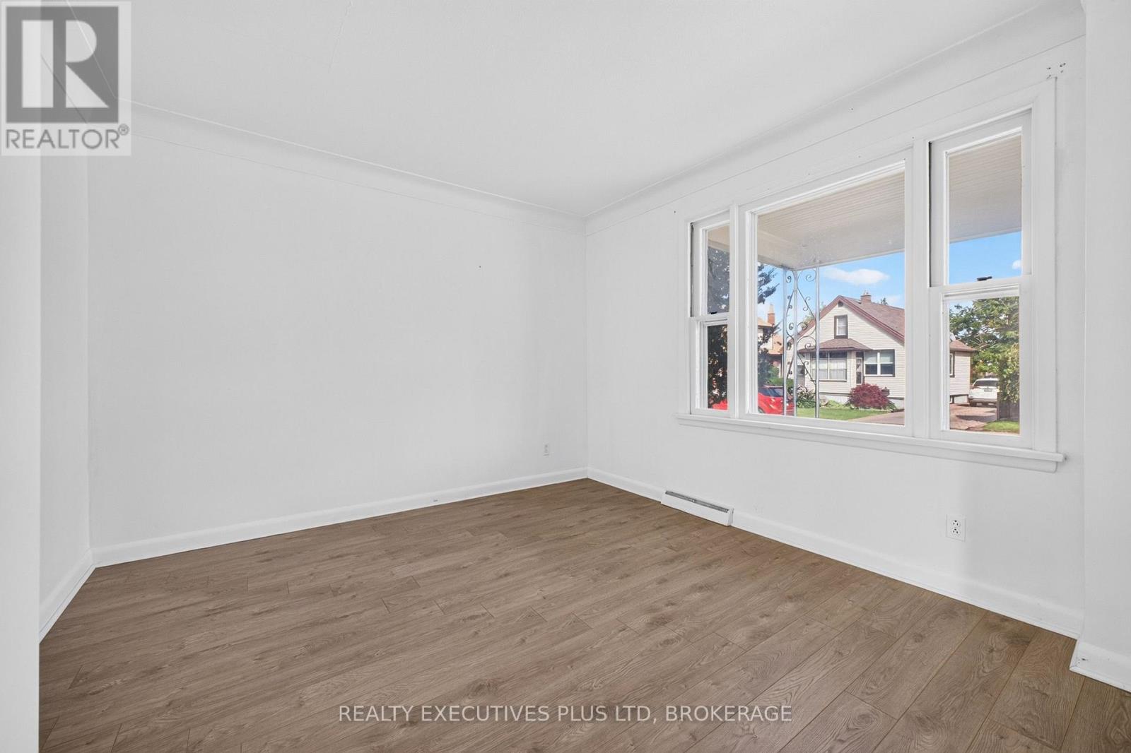 4119 DYSON AVENUE - 13