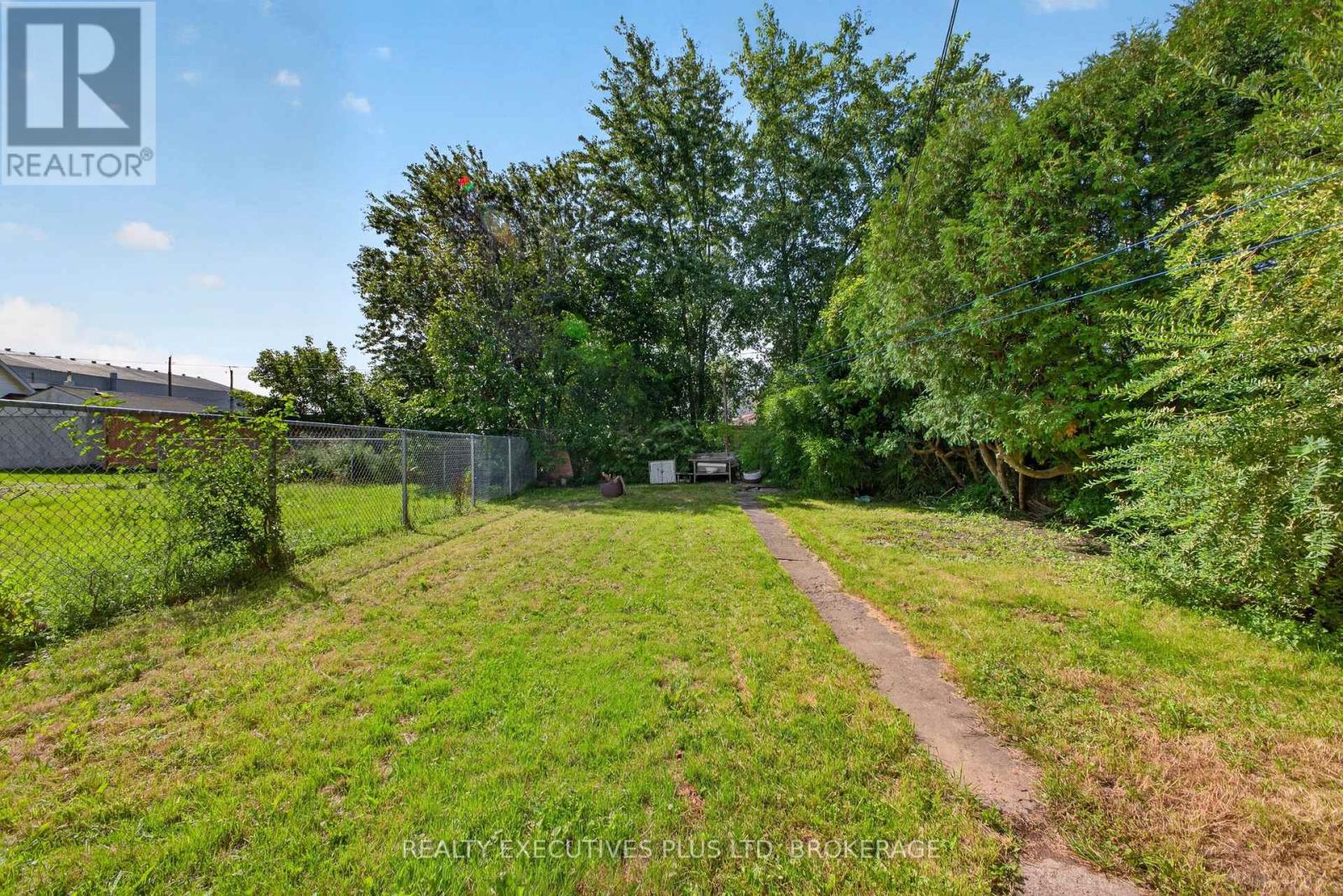 4119 DYSON AVENUE - Image 34