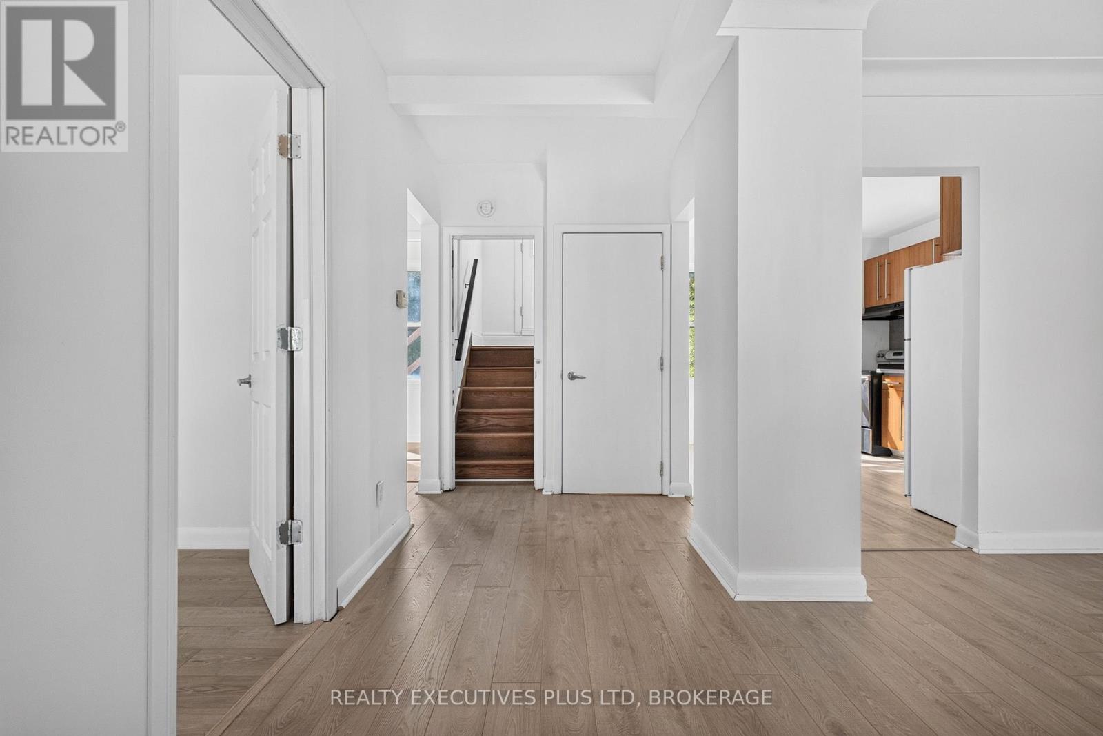 4119 DYSON AVENUE - 7