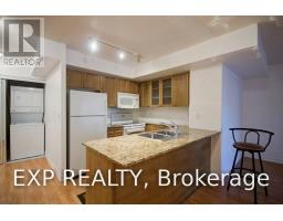 809 - 761 Bay Street, Toronto, ON M5G2R2 Photo 11