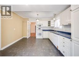 2024 Ottawa Street Unit# Back, Windsor, ON N8Y1R7 Photo 15