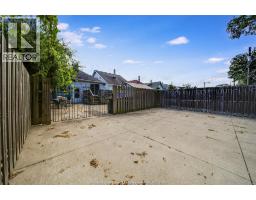 Kitchen - 2024 Ottawa Street Unit# Back, Windsor, ON N8Y1R7 Photo 6