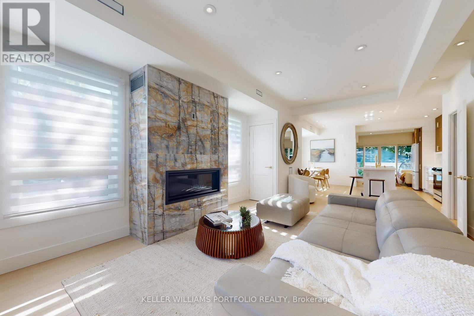 22 PITT AVENUE, Toronto (Clairlea-Birchmount) — photo 2