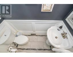 Laundry room - 3 Wythenshawe Wood, Toronto, ON M1E1H1 Photo 10