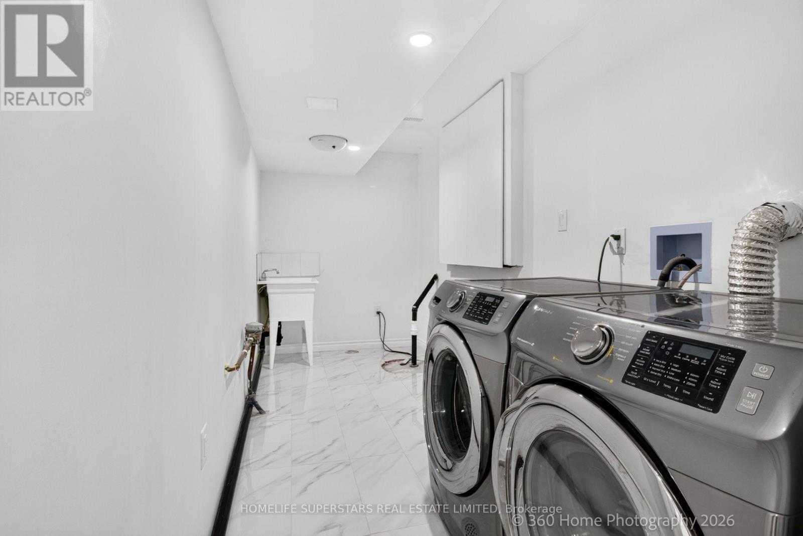 84 BELL AVENUE - 30