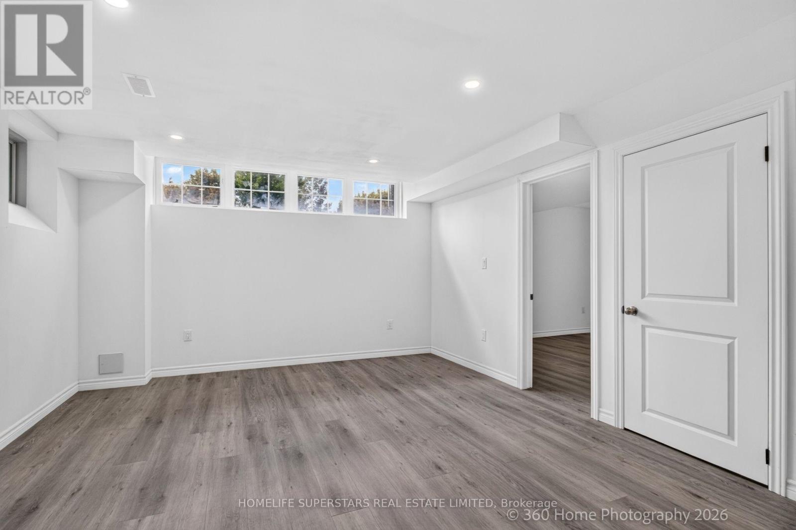 84 BELL AVENUE - Image 38