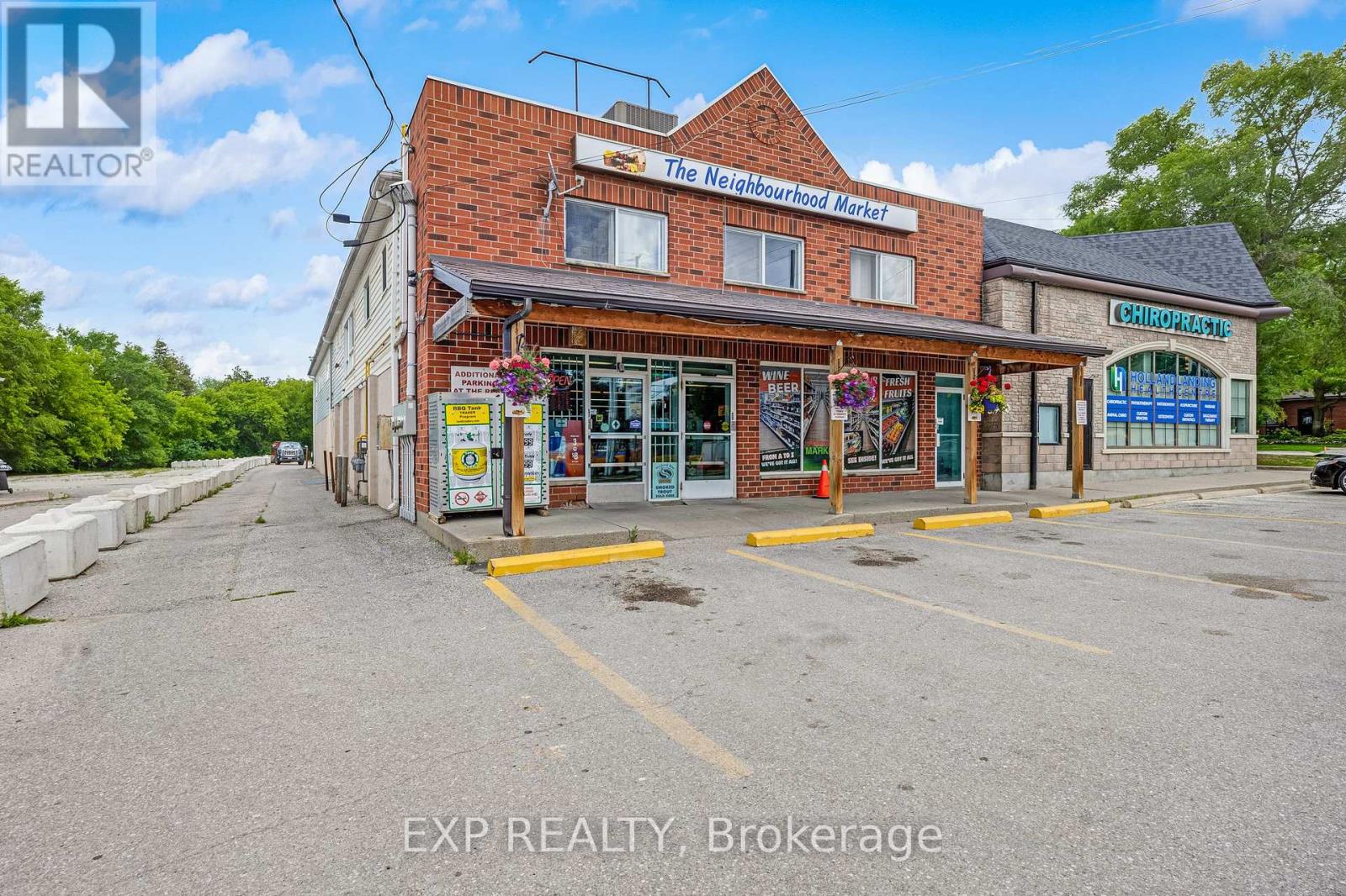 19423 YONGE STREET, East Gwillimbury (Holland Landing) — photo 6