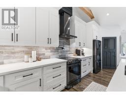 1056 Xavier Street, Gravenhurst, ON P0E1G0 Photo 17