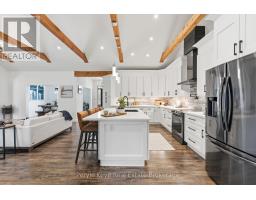 1056 Xavier Street, Gravenhurst, ON P0E1G0 Photo 18