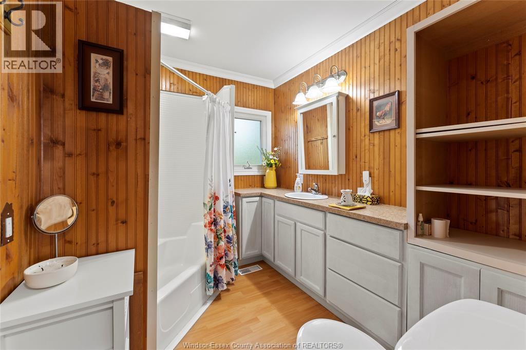 17520 Lakeshore ROAD - 19