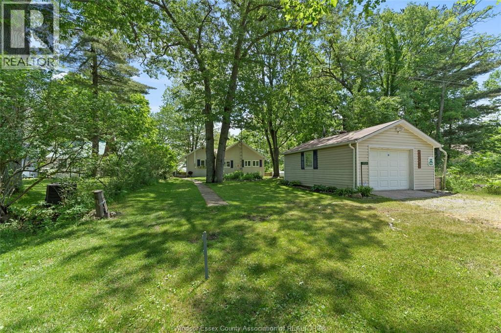 17520 Lakeshore ROAD - 23