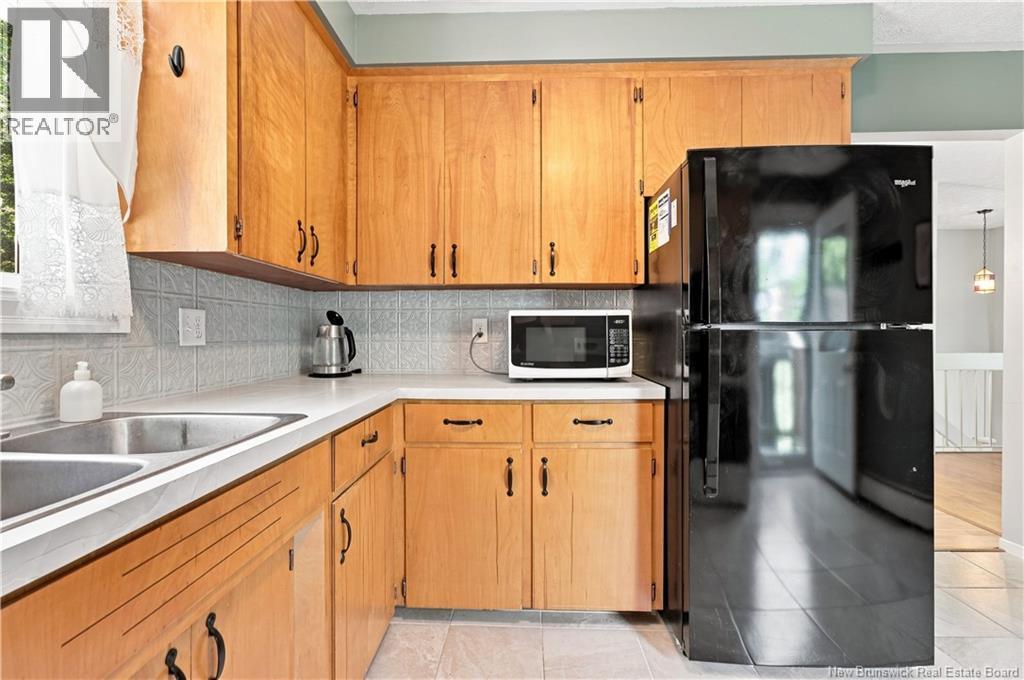 117 Confederation Avenue - Image 13