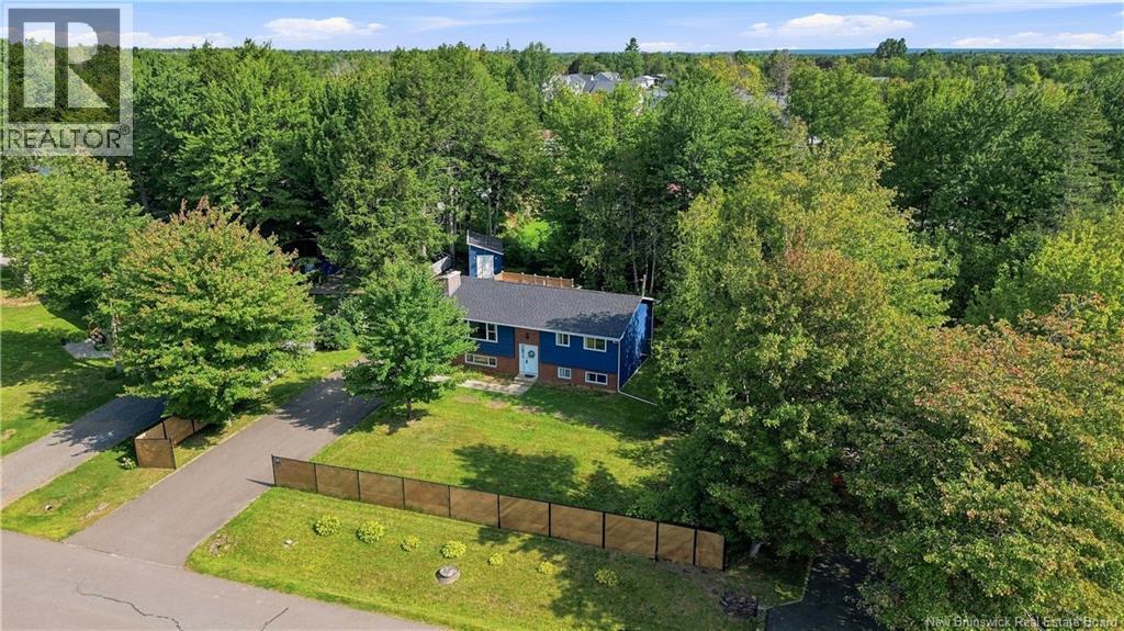 117 Confederation Avenue - 44