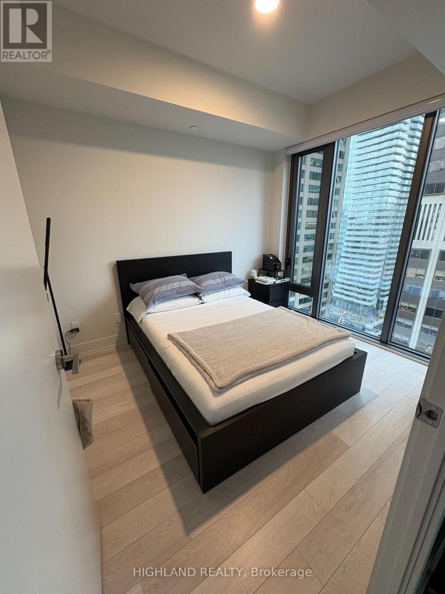 2405 - 8 CUMBERLAND STREET, Toronto (Annex) — photo 7
