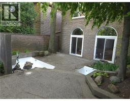 89 Elmsthorpe Avenue, Toronto, ON M5P2L8 Photo 32