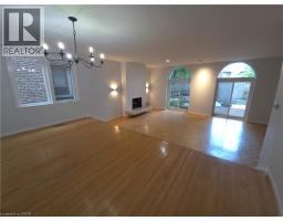 4pc Ensuite bath - 89 Elmsthorpe Avenue, Toronto, ON M5P2L8 Photo 8