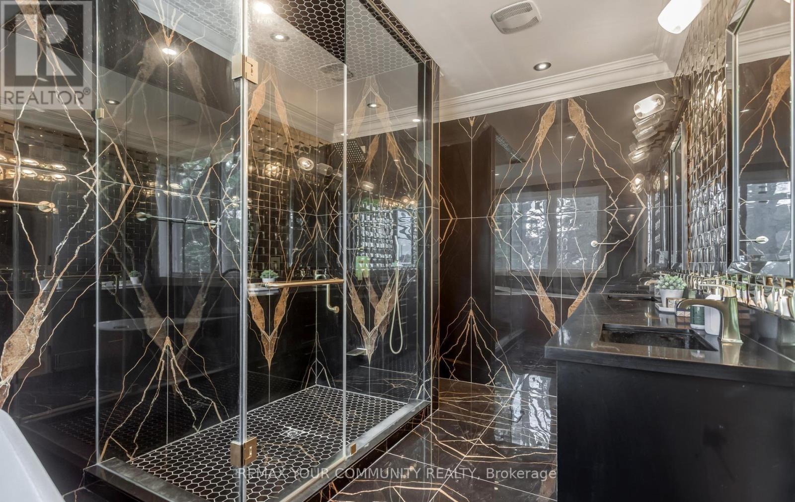 606 STEPHENS CRESCENT - Image 31