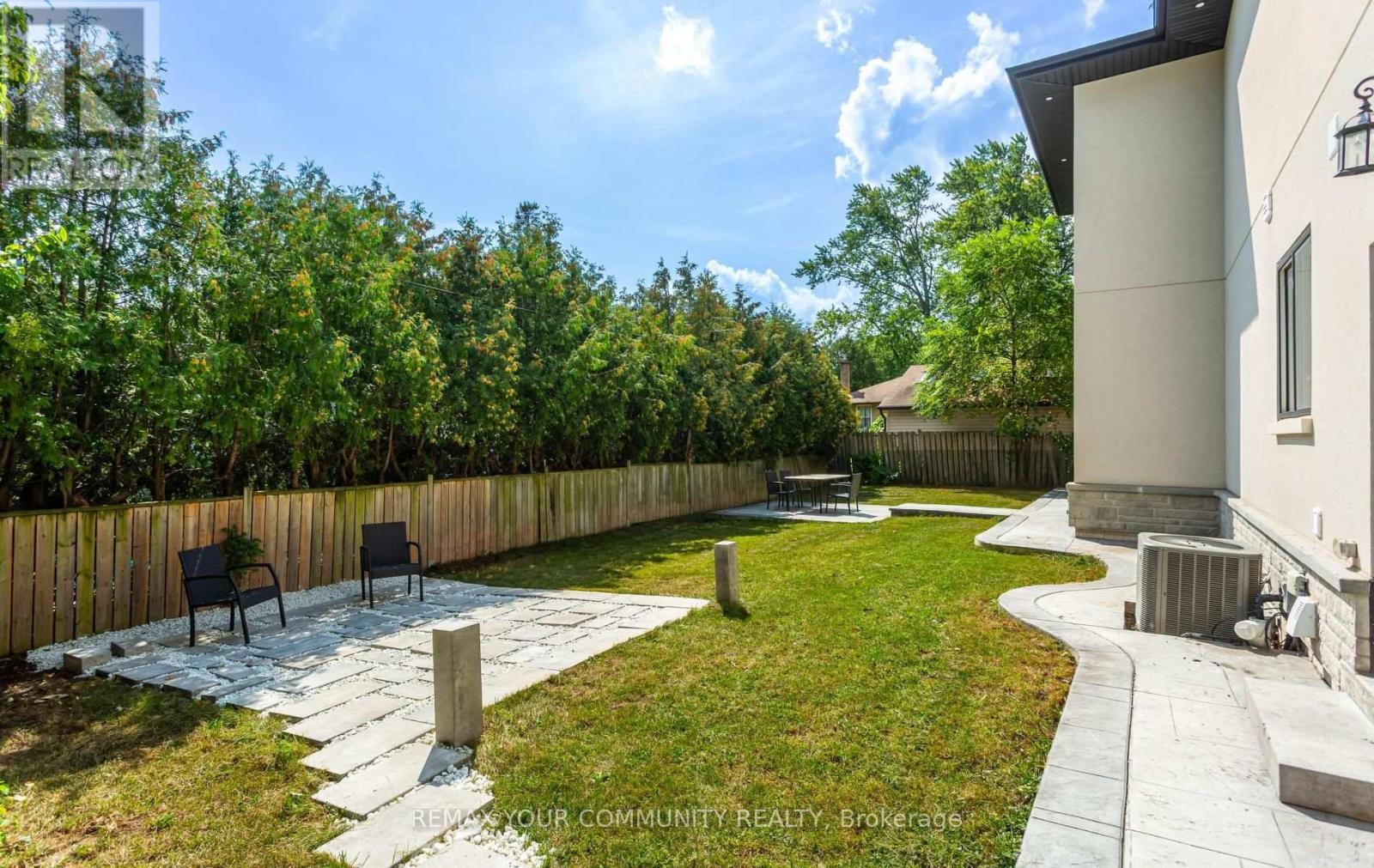 606 STEPHENS CRESCENT - Image 46