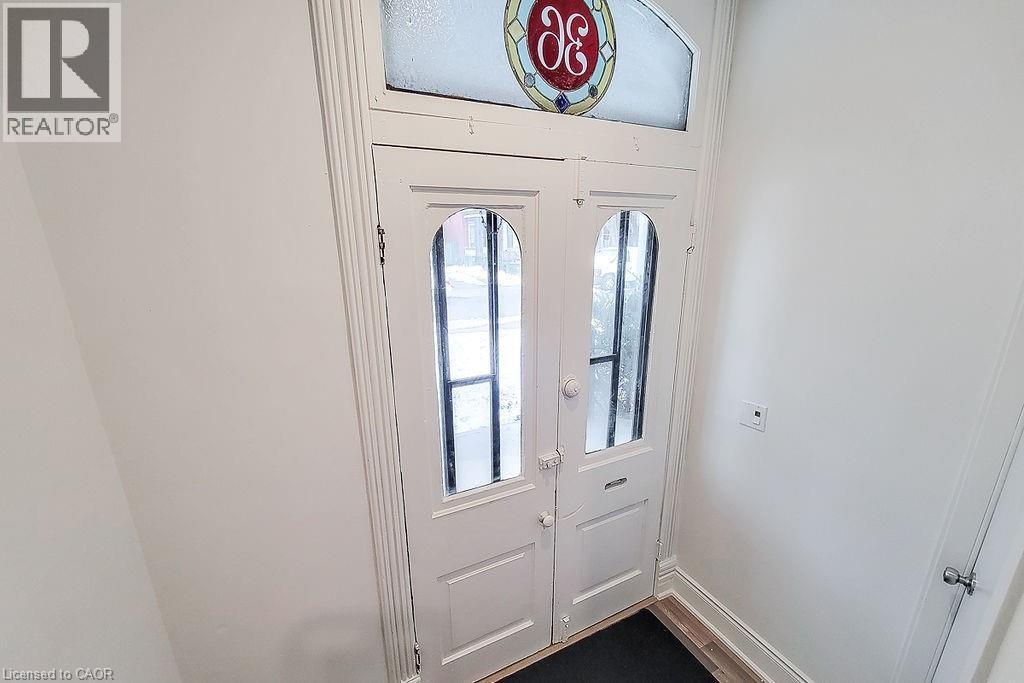36 ERIE Avenue Unit# 2 UPPER, Hamilton — photo 5