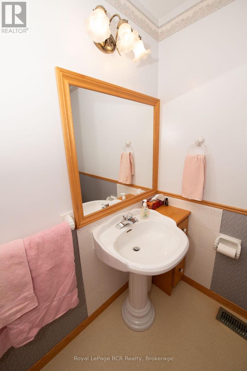 9870 CREEK ROAD - 42