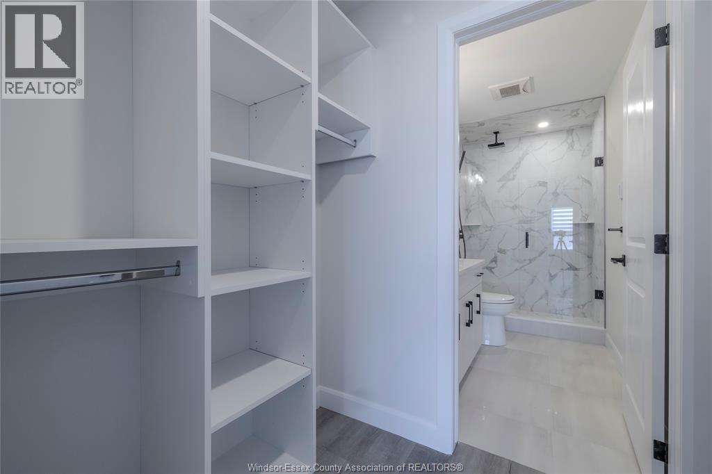 1740 A Sprucewood Avenue — photo 12