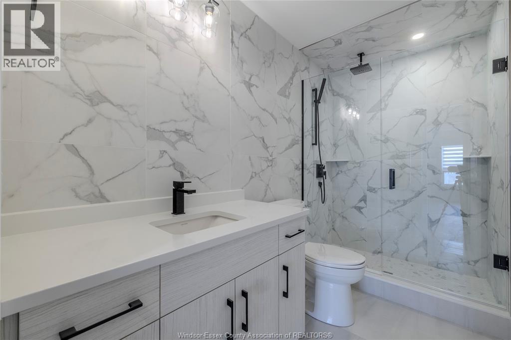 1740 A Sprucewood Avenue — photo 13