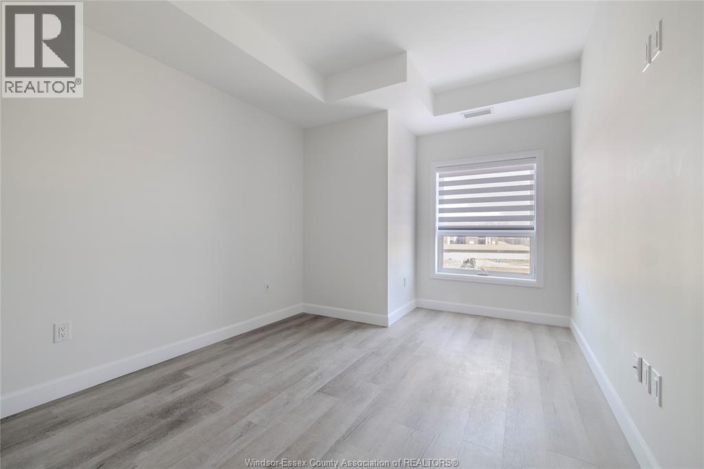 1740 A Sprucewood Avenue — photo 14