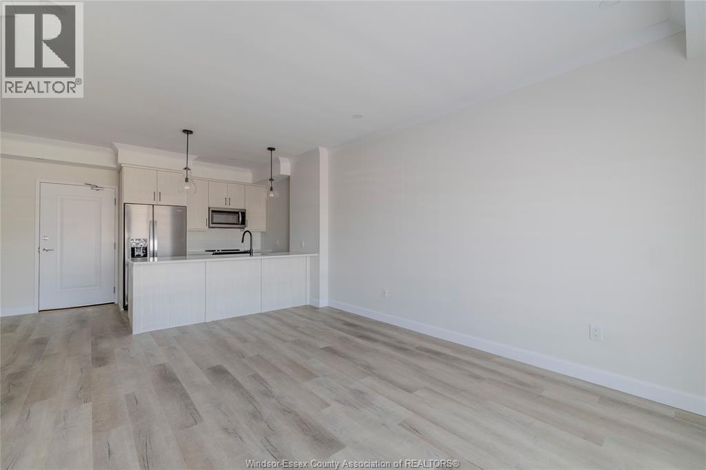 1740 A SPRUCEWOOD AVENUE Unit# 301, LaSalle — photo 8